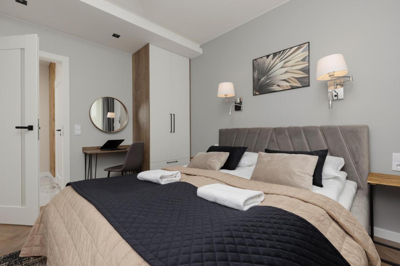 Stunning Family Apartment Ursynow With Parking & Balcony By Noclegi Renters Varsovia Exterior foto