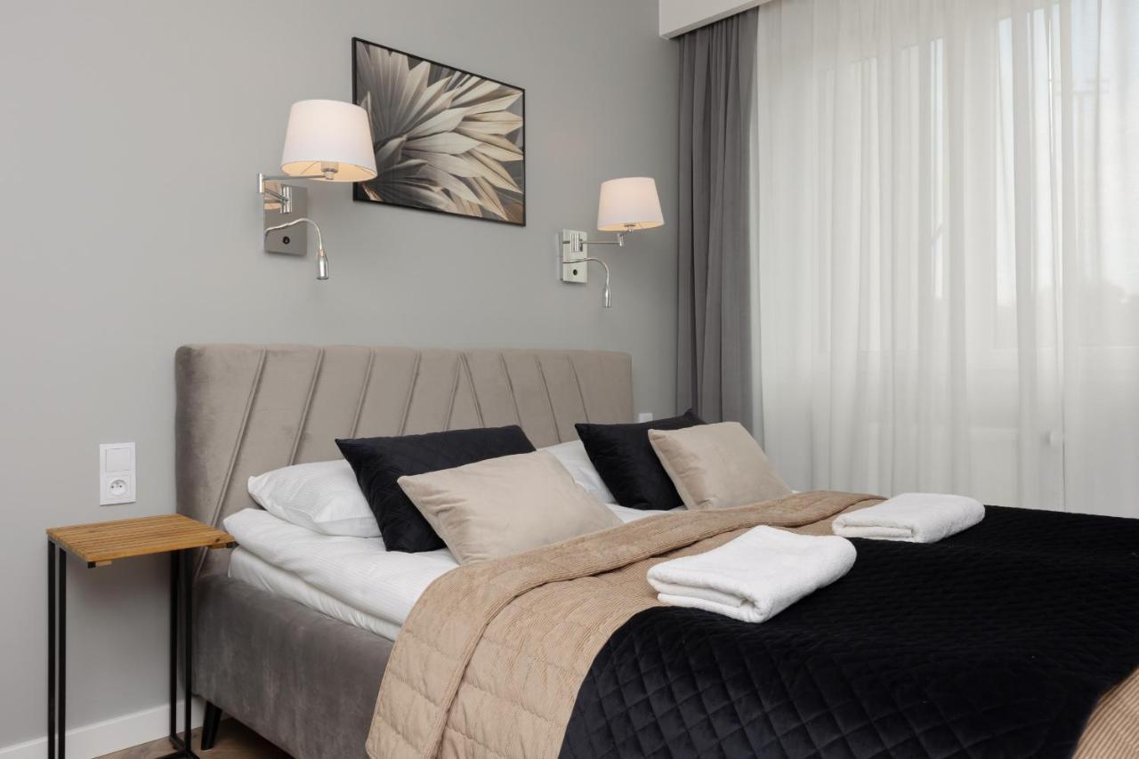 Stunning Family Apartment Ursynow With Parking & Balcony By Noclegi Renters Varsovia Exterior foto